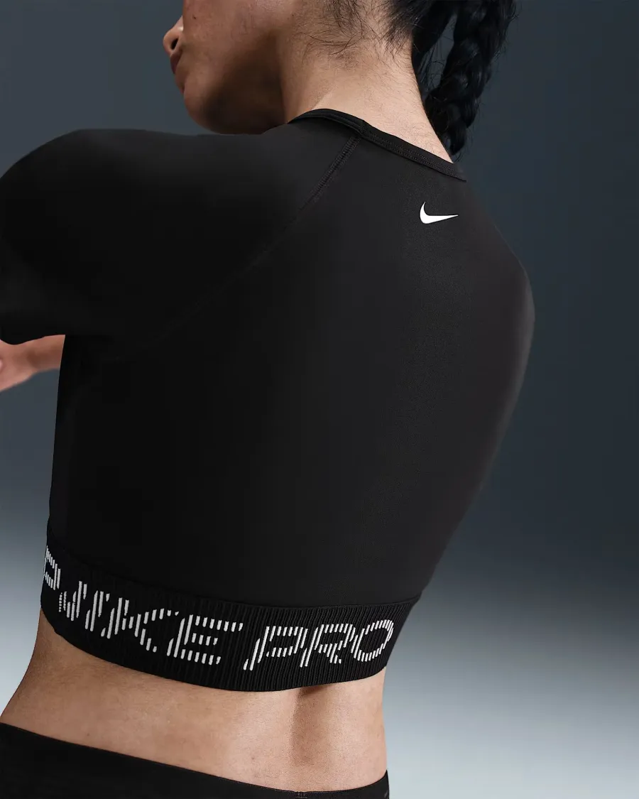 Топ Nike Pro Dri‑FIT Short‑Sleeve Cropped Graphic HV3673-010
