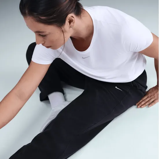 Штани Nike One Therma-FIT Mid-Rise Fleece HV3707-010