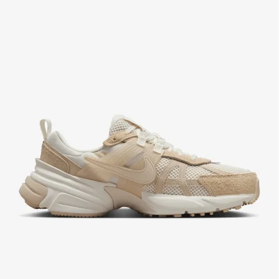 Кросівки Nike V2K Run HV3917-133