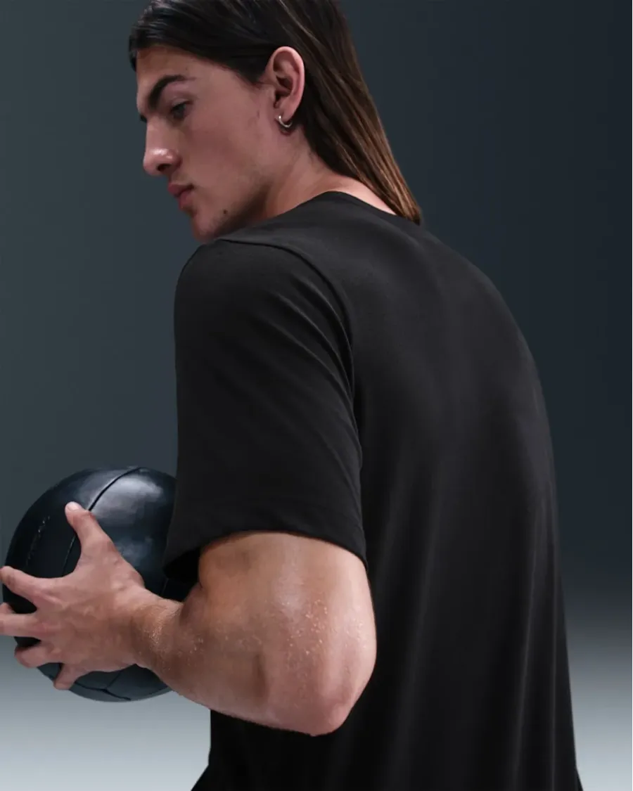 Футболка Nike Dri-FIT Pro Training Tee HV4131-010