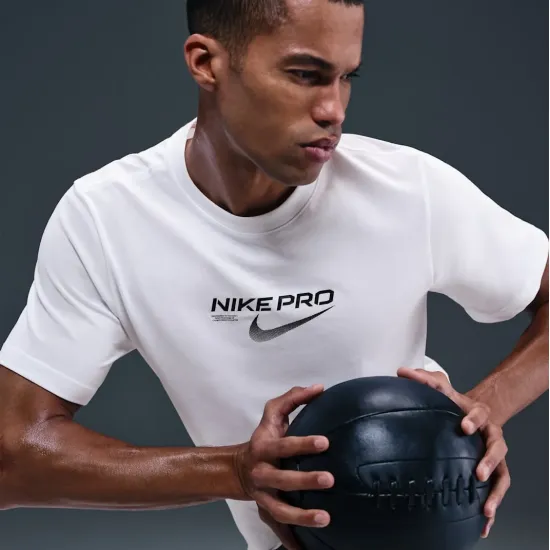 Футболка Nike Dri-FIT Pro Training Tee HV4131-100