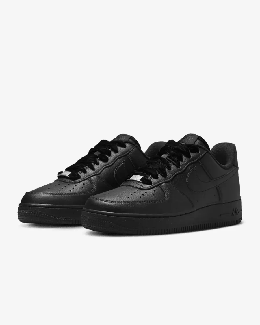 Кросівки Nike Air Force 1 Low HV4403-001
