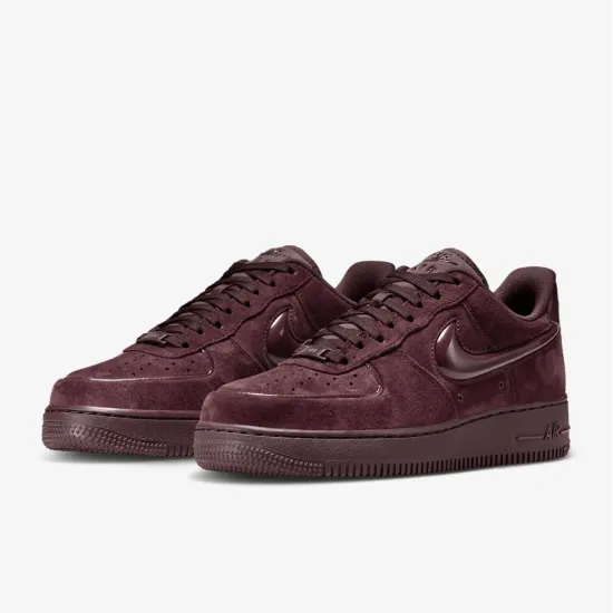 Кросівки Nike Air Force 1 07 HV4406-600