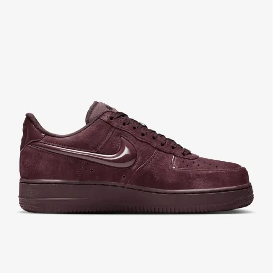 Кросівки Nike Air Force 1 07 HV4406-600