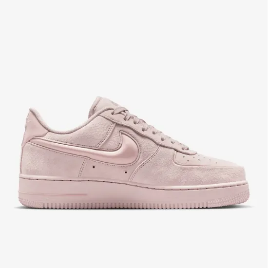 Кросівки Nike Air Force 1 07 HV4406-601