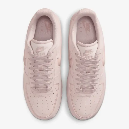 Кросівки Nike Air Force 1 07 HV4406-601