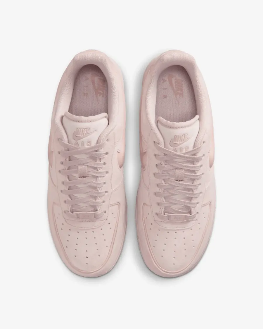 Кросівки Nike Air Force 1 07 HV4406-601