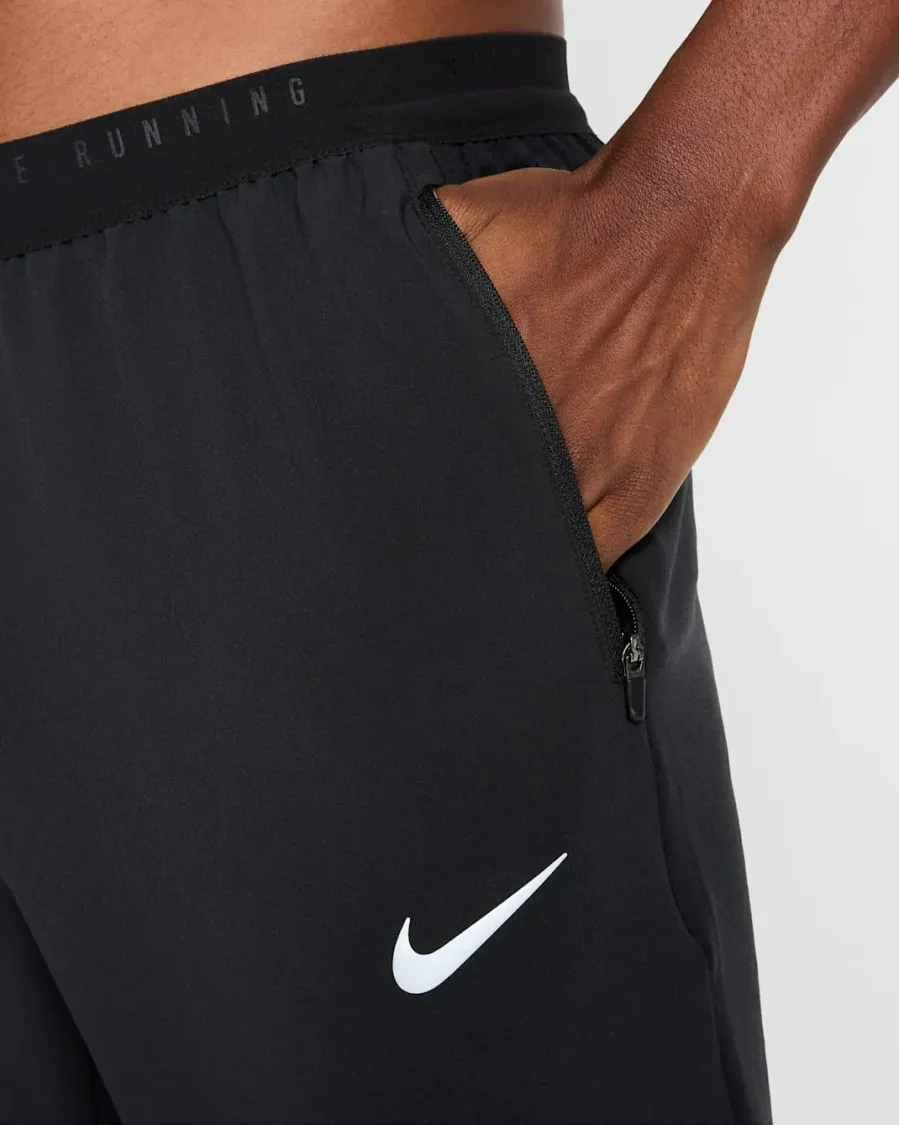 Штани Nike Dri-FIT Stride Woven HV4544-010
