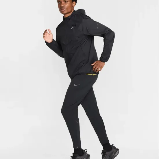 Штани Nike Dri-FIT Stride Woven HV4544-010