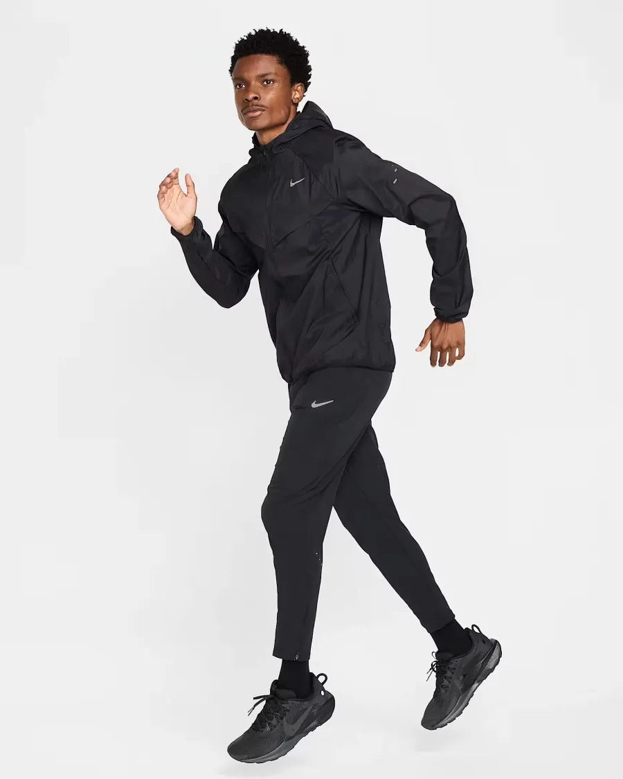 Куртка Nike Stride Repel UV Running HV4548-010