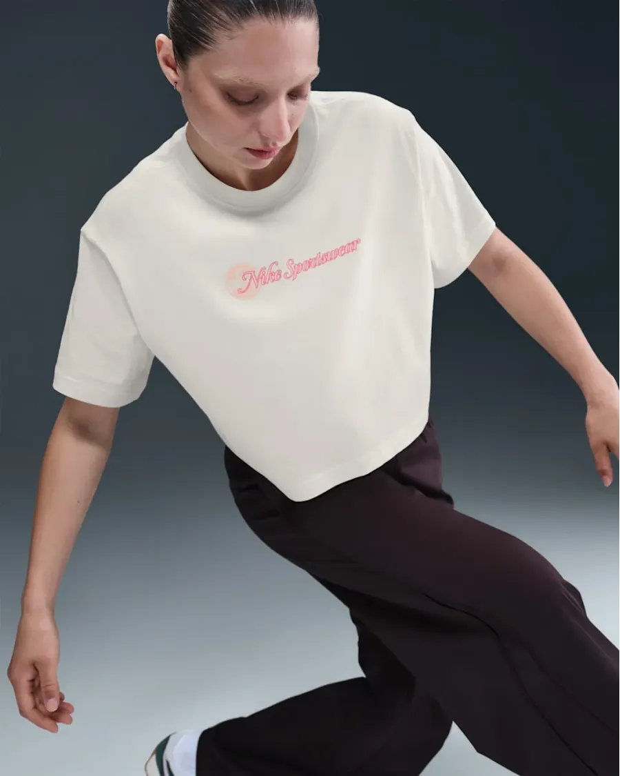 Футболка Nike Club Short Sleeve Crop Tee HV4947-110