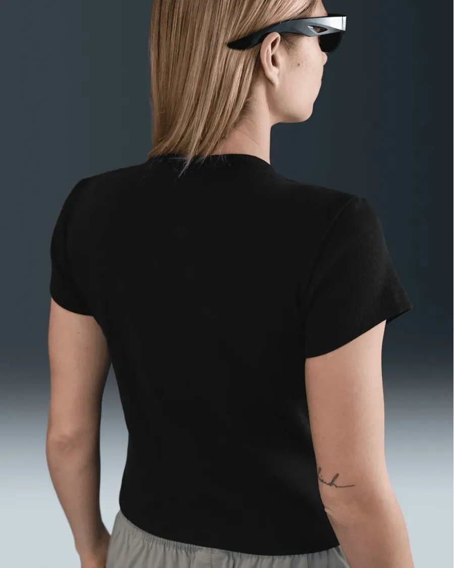 Футболка Nike Sportswear Tight Ribbed Short-Sleeve HV4994-010