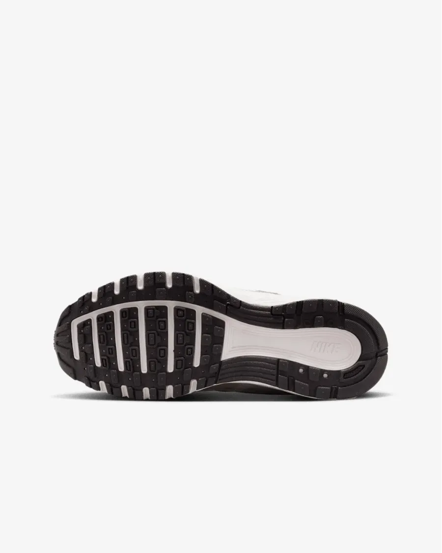 Кросівки Nike P-6000 HV5064-018