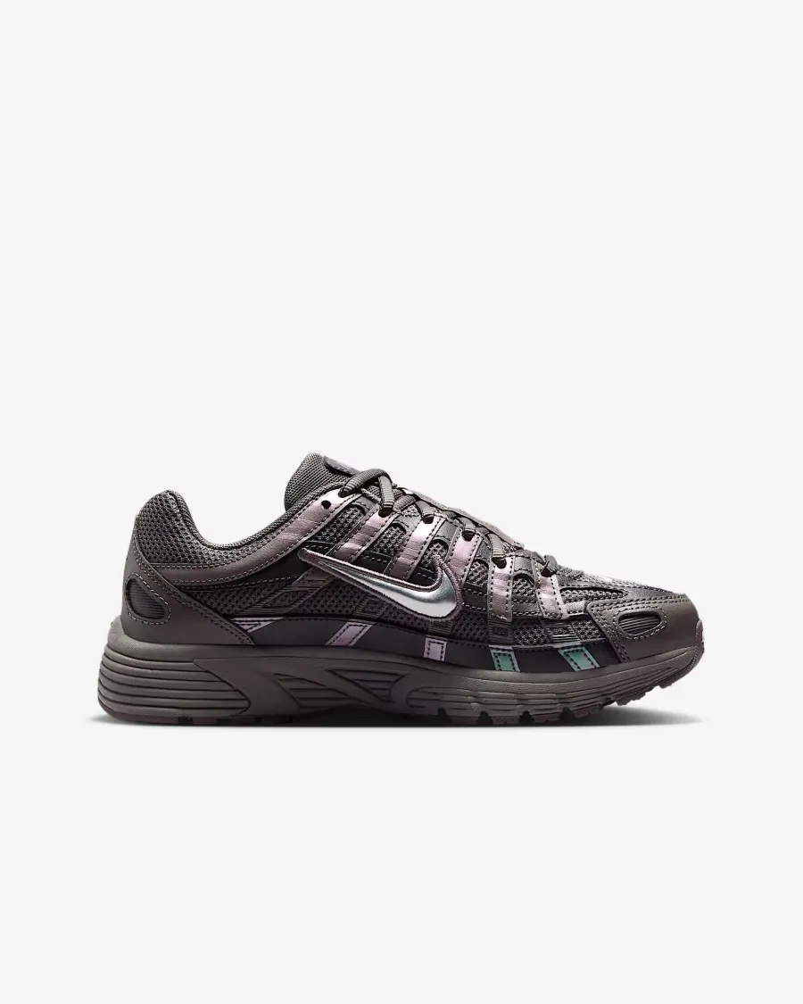 Кросівки Nike P-6000 HV5064-200