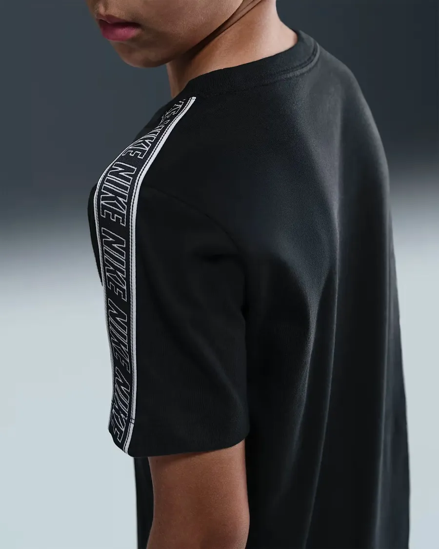 Футболка Nike Sportswear HV5186-010