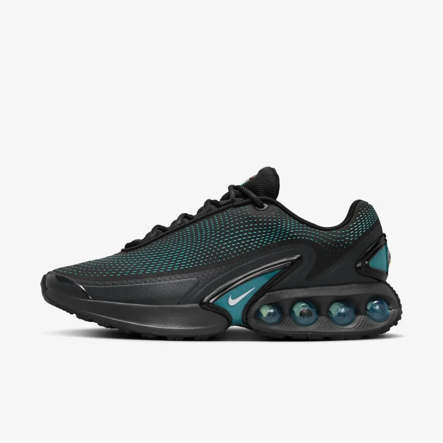 Кросівки Nike Air Max DN Essential HV5235-001