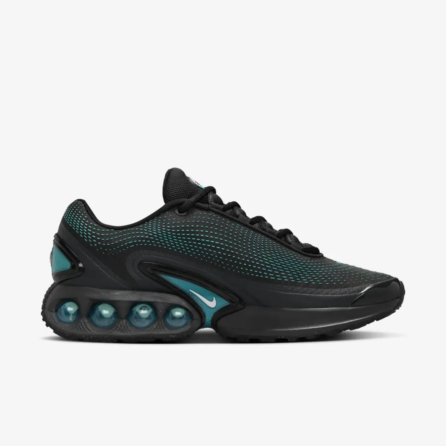 Кросівки Nike Air Max DN Essential HV5235-001