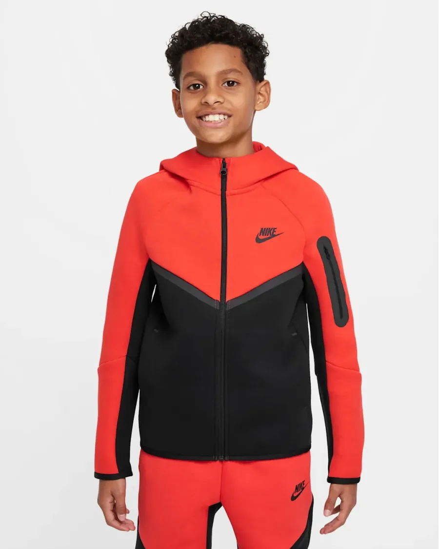 Кофта Nike Sportswear Tech Fleece Full-Zip HV5867-011