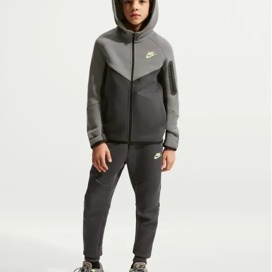 Костюм Nike Sportswear Tech Fleece Full-Zip HV5867-015_HV5869-061