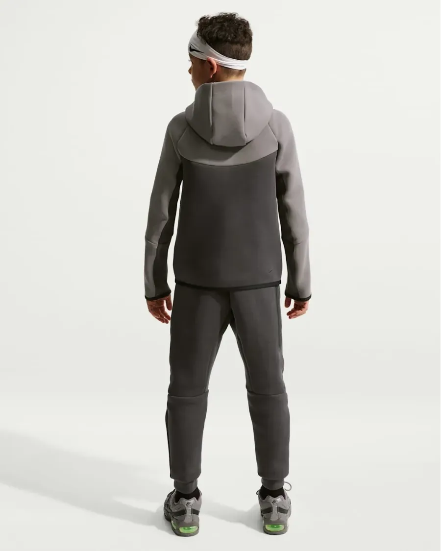 Костюм Nike Sportswear Tech Fleece Full-Zip HV5867-015_HV5869-061