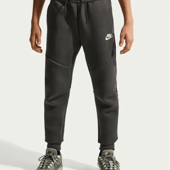 Костюм Nike Sportswear Tech Fleece Full-Zip HV5867-015_HV5869-061