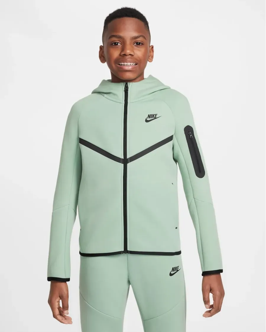 Кофта Nike Sportswear Tech Fleece Full-Zip HV5867-037