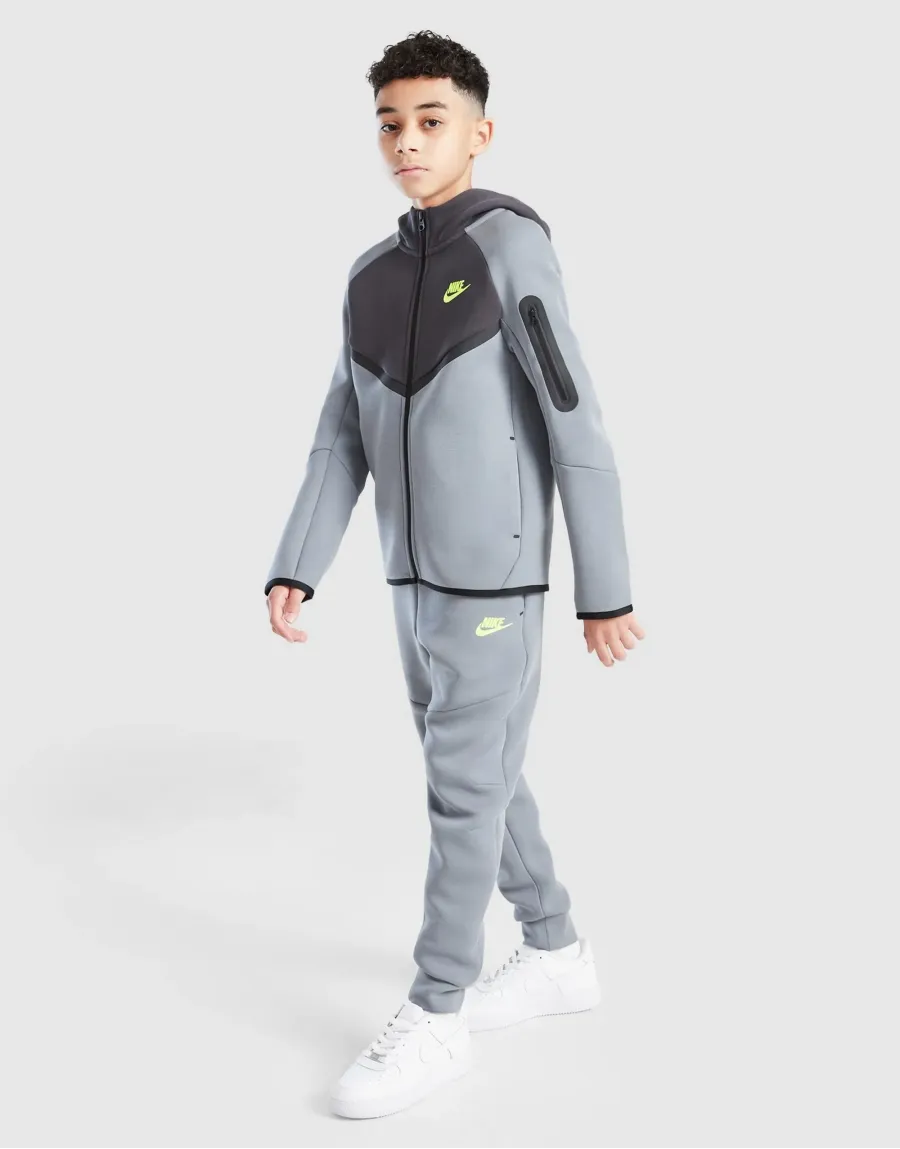 Кофта Nike Sportswear Tech Fleece Full-Zip HV5867-060