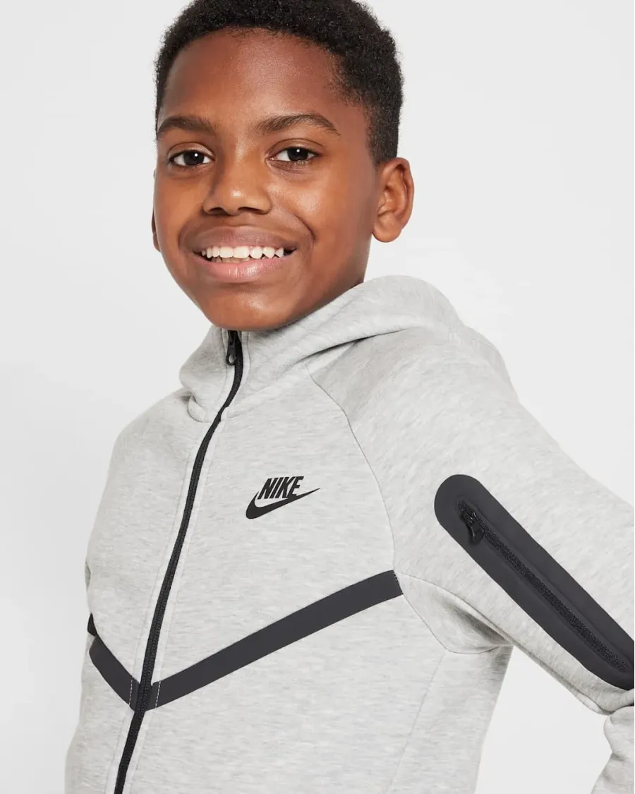 Кофта Nike Sportswear Tech Fleece Full-Zip HV5867-063