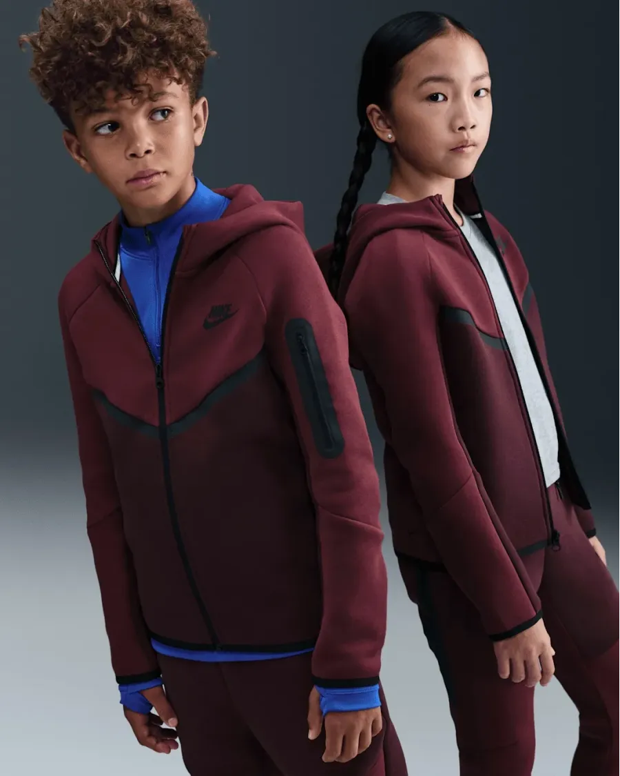 Кофта Nike Sportswear Tech Fleece Full-Zip HV5867-653