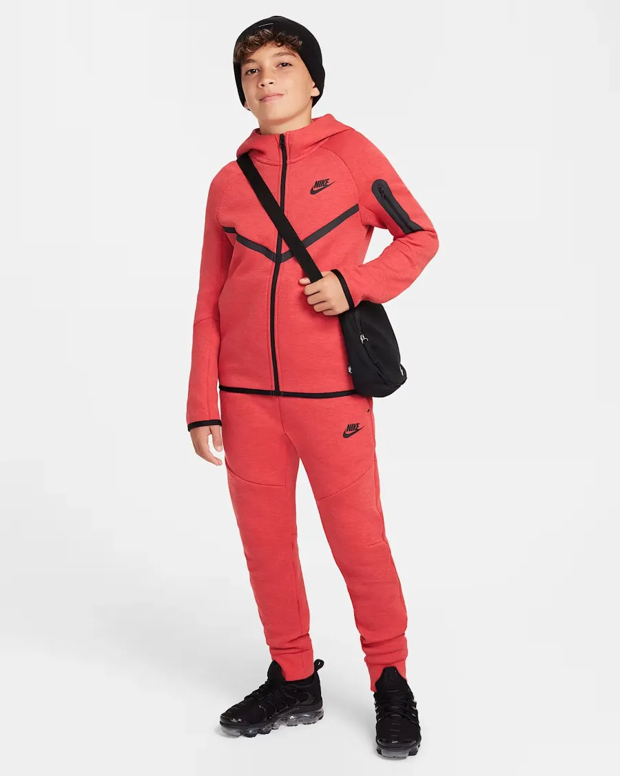 Кофта Nike Sportswear Tech Fleece Full-Zip HV5867-672