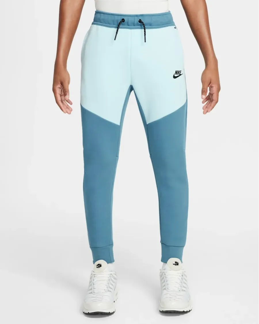 Штани Nike Sportswear Tech Fleece Joggers HV5869-006