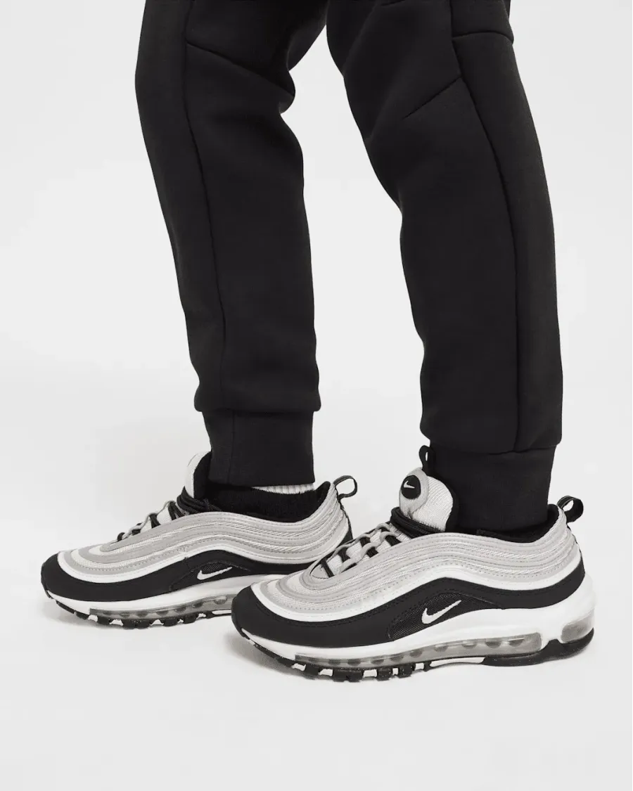 Штани Nike Sportswear Tech Fleece Joggers HV5869-010