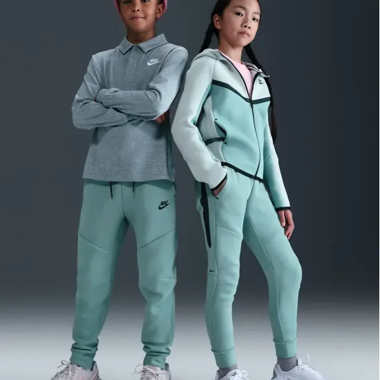 Штани Nike Sportswear Tech Fleece Joggers HV5869-017