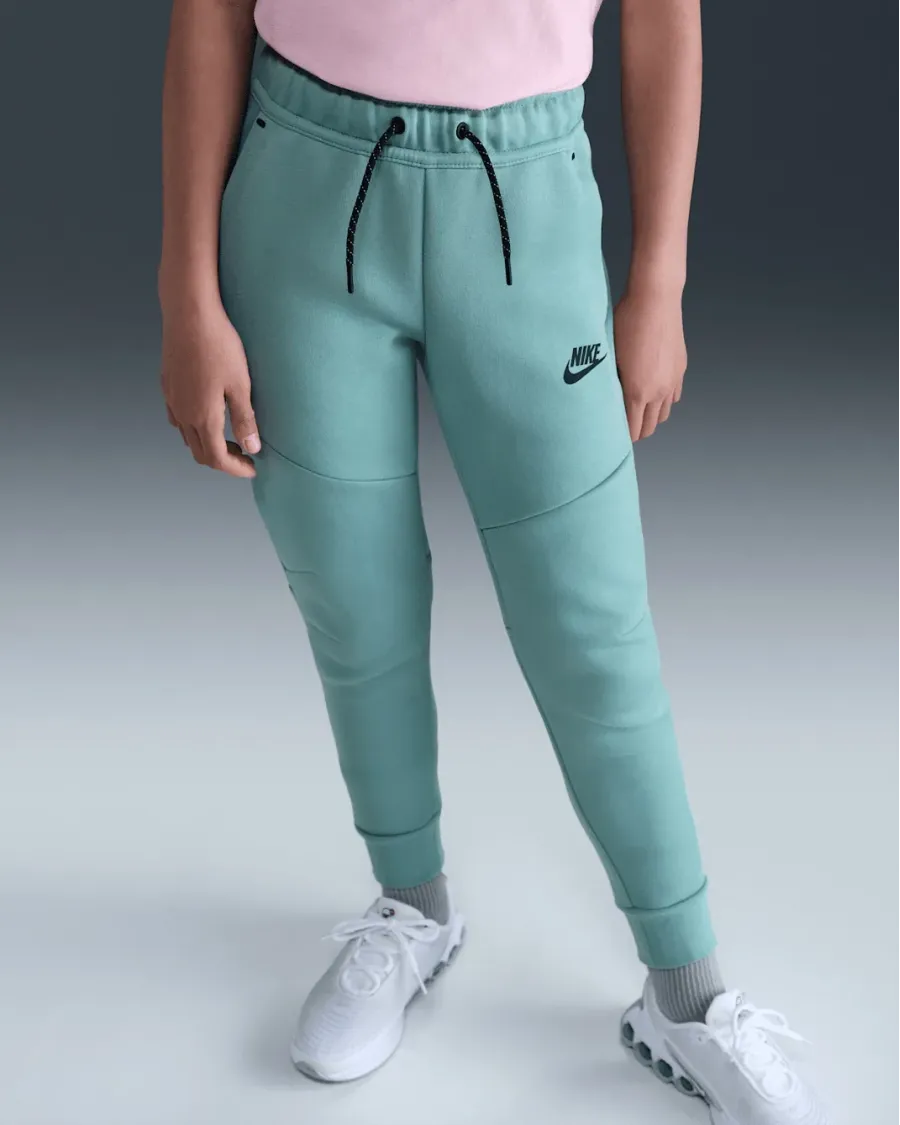 Штани Nike Sportswear Tech Fleece Joggers HV5869-017