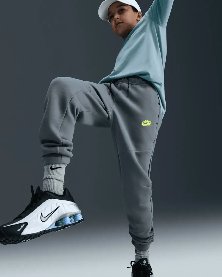 Штани Nike Sportswear Tech Fleece Joggers HV5869-060