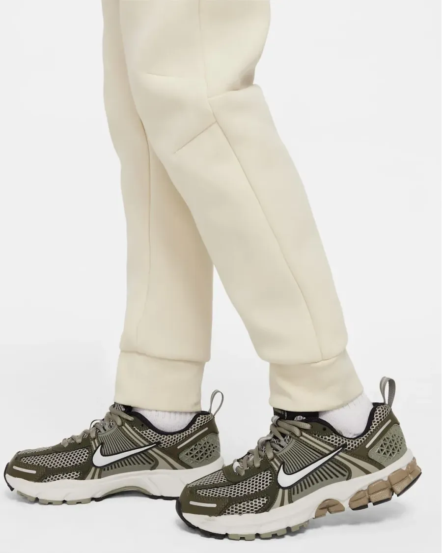 Штани Nike Sportswear Tech Fleece Joggers HV5869-235