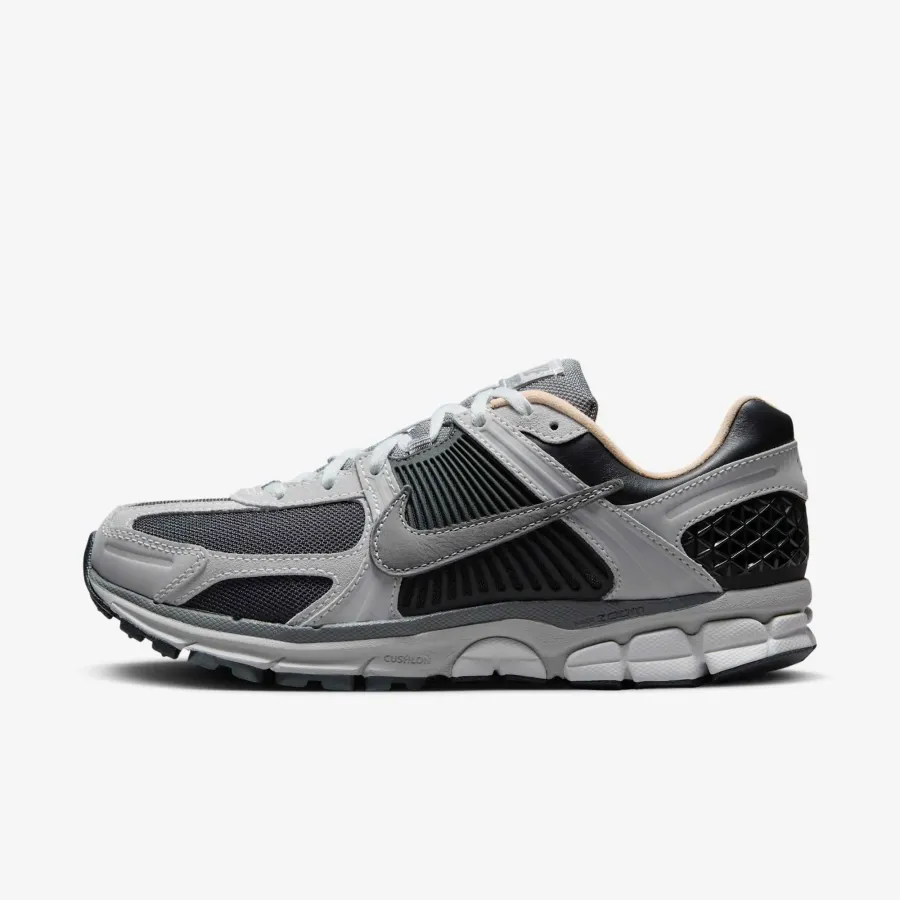 Кросівки Nike Zoom Vomero 5 HV5982-001