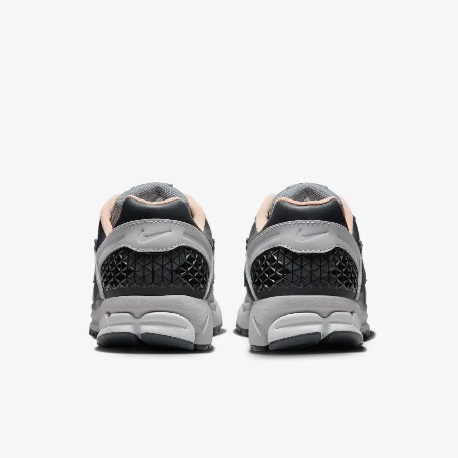 Кросівки Nike Zoom Vomero 5 HV5982-001
