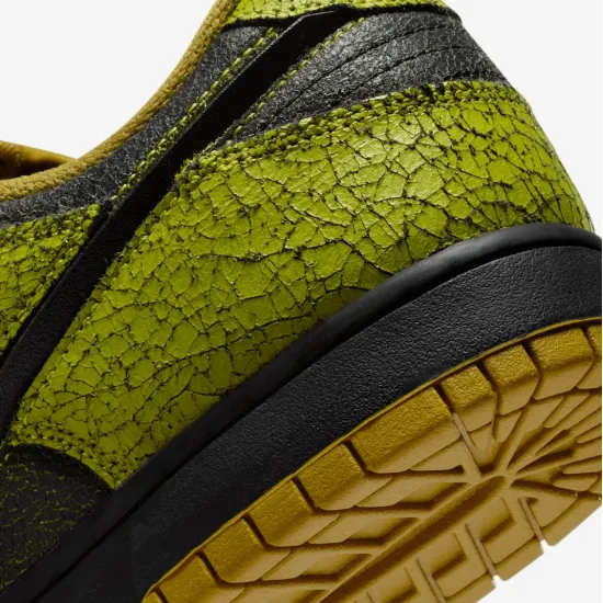 Кросівки Nike Dunk Low Retro QS HV6103-300