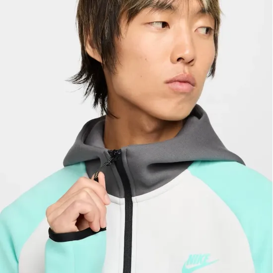 Куртка Nike Sportswear Tech Fleece Full-Zip Windrunner HV6512-068