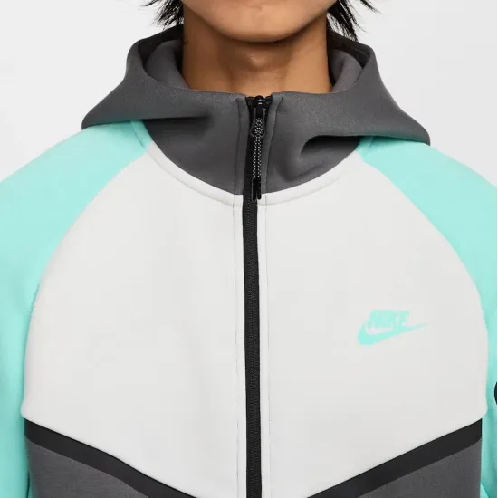 Куртка Nike Sportswear Tech Fleece Full-Zip Windrunner HV6512-068