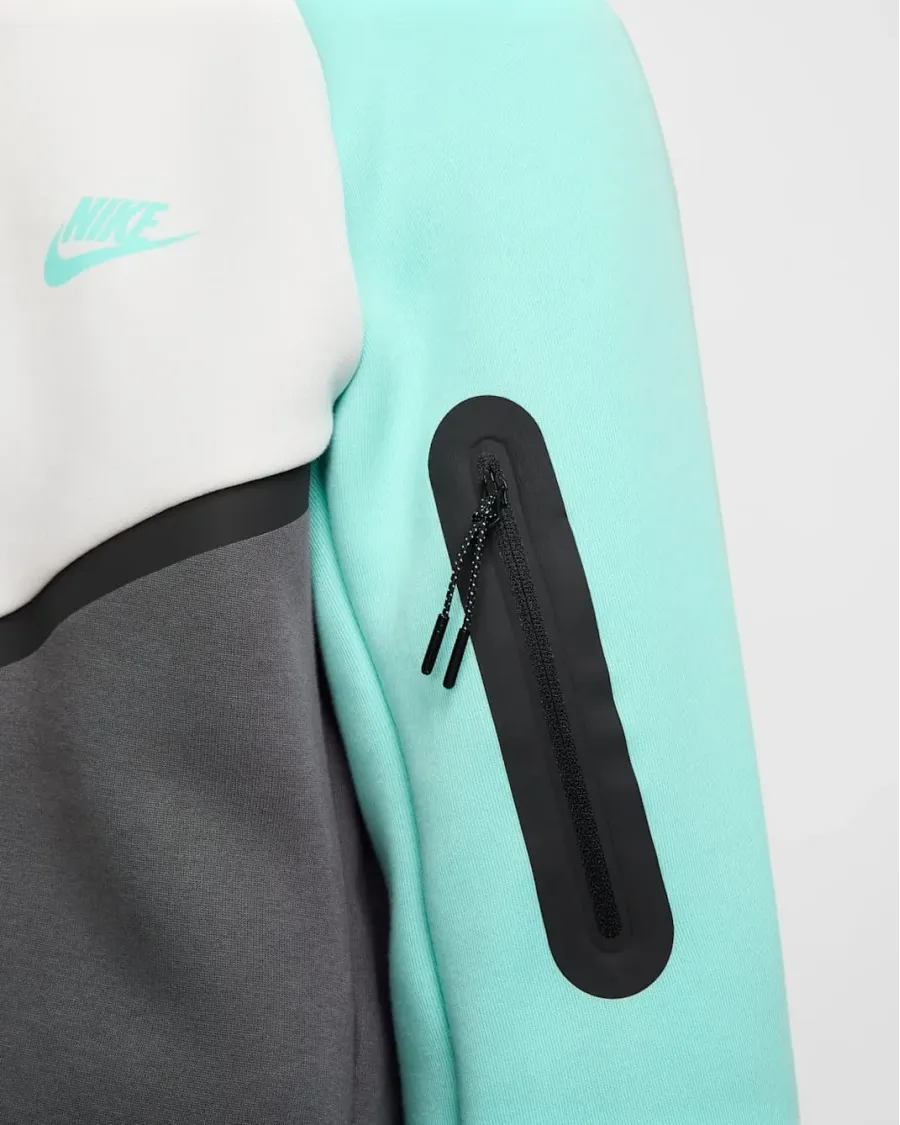 Куртка Nike Sportswear Tech Fleece Full-Zip Windrunner HV6512-068