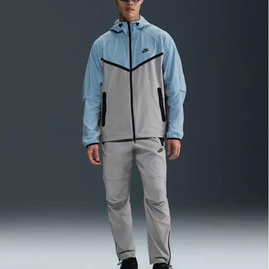 Куртка Nike Tech Woven Full-Zip Windrunner HV6514-012