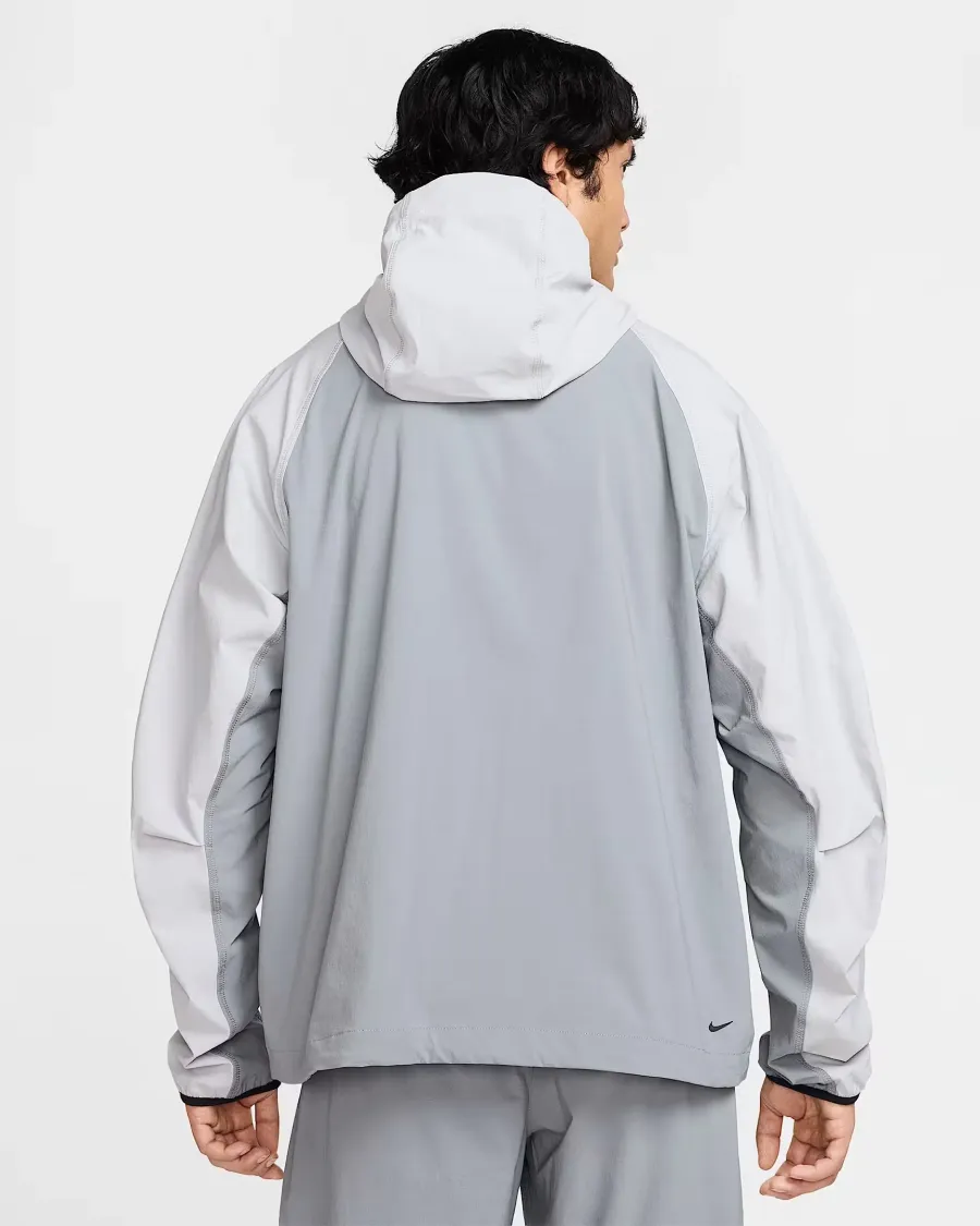 Куртка Nike Tech Woven Full-Zip Windrunner HV6514-065