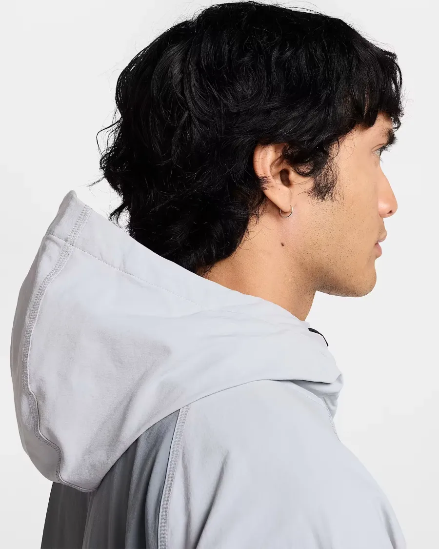Куртка Nike Tech Woven Full-Zip Windrunner HV6514-065