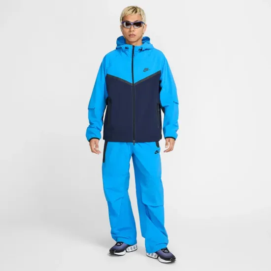 Куртка Nike Tech Woven Full-Zip Windrunner HV6514-451
