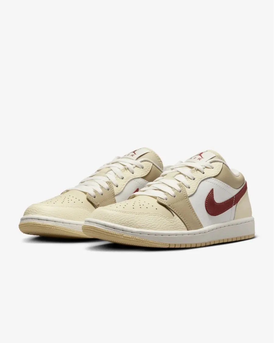 Кросівки Nike Air Jordan 1 Low HV6530-100