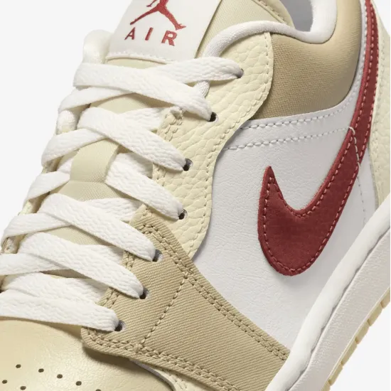 Кросівки Nike Air Jordan 1 Low HV6530-100