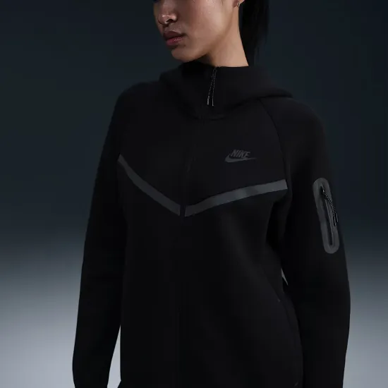 Худі Nike Sportswear Tech Fleece Windrunner Full‑Zip HV6747-010