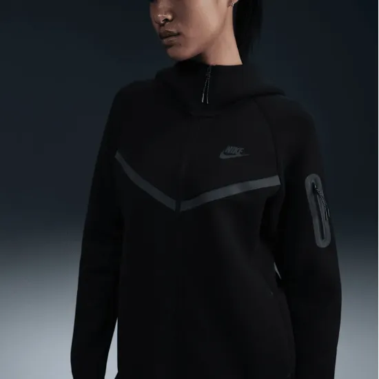 Костюм Nike Sportswear Tech Fleece Windrunner Full‑Zip HV6747-010_HV6779-010